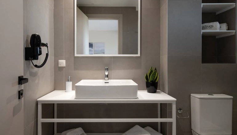 Calives Premium Stay