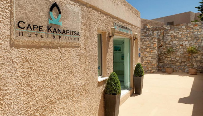 Cape Kanapitsa Hotel Suites