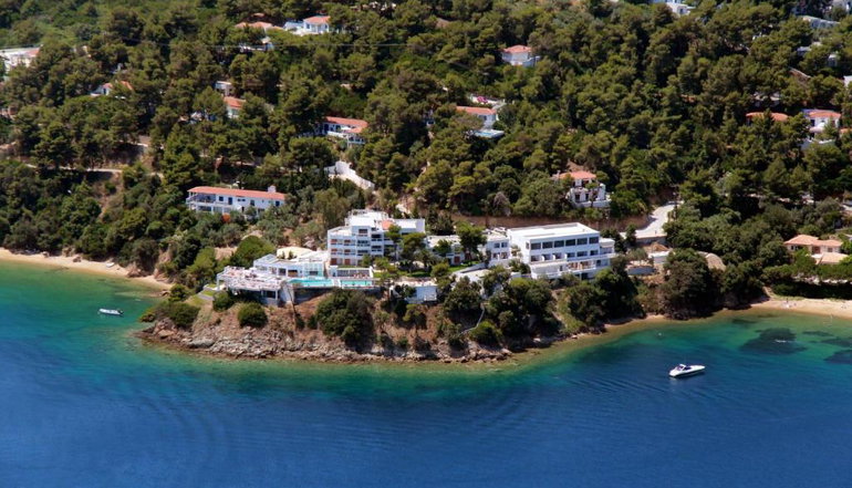 Cape Kanapitsa Hotel Suites