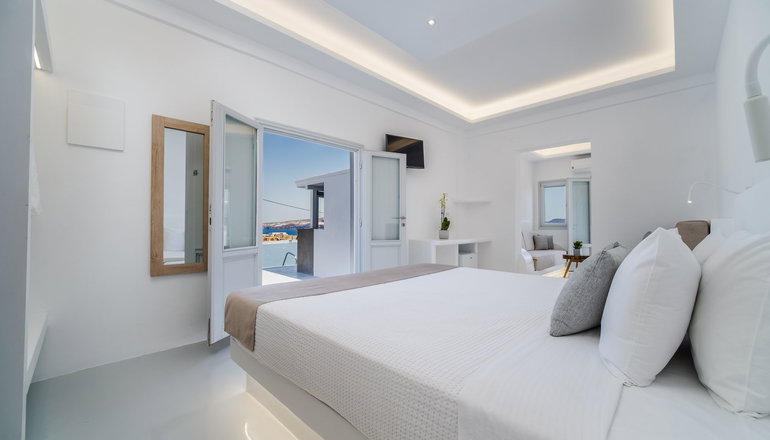 Cape Sisu Santorini