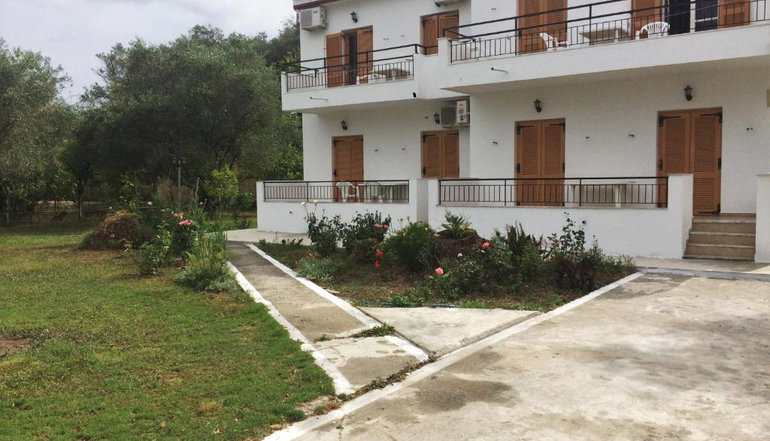 Captain's Studios & Apartments Corfu