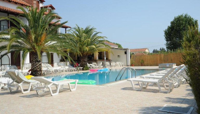 Captain's Studios & Apartments Corfu