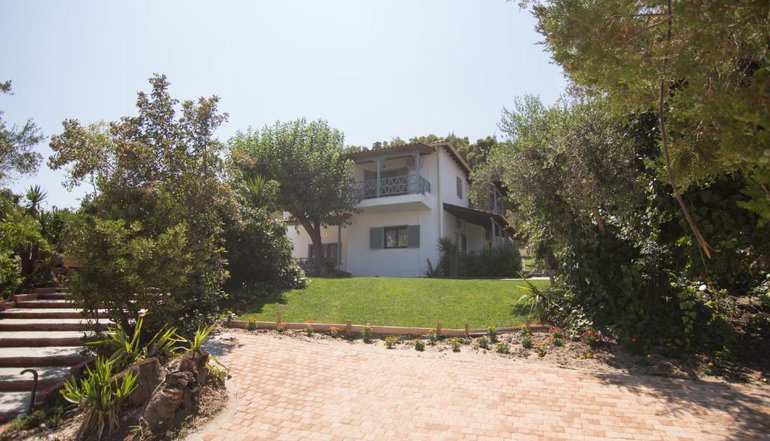 Casa Luxury Suites