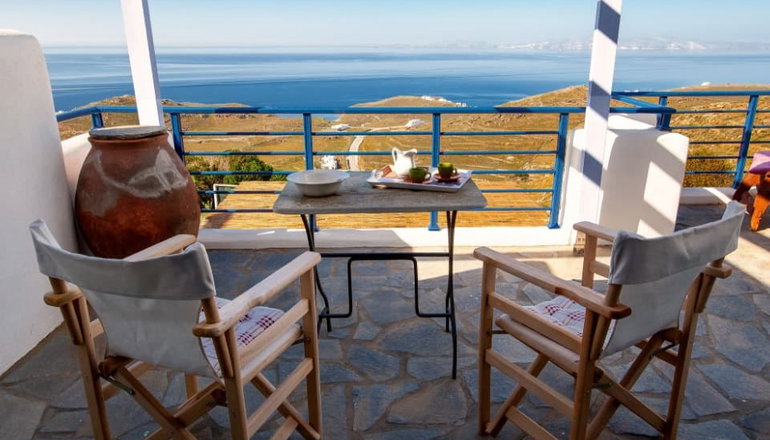 Castria Boutique Studios - Τήνος