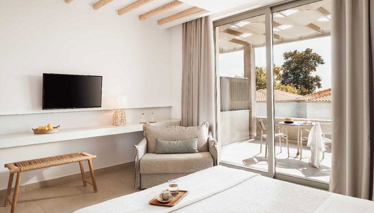 Cavo Delea Villas & Suites