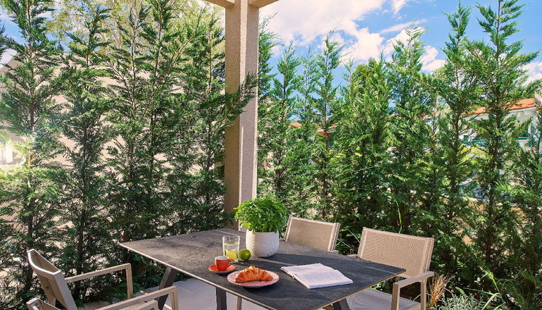 Cavo Delea Villas & Suites