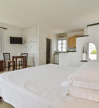 Cavos Bungalows & Studios