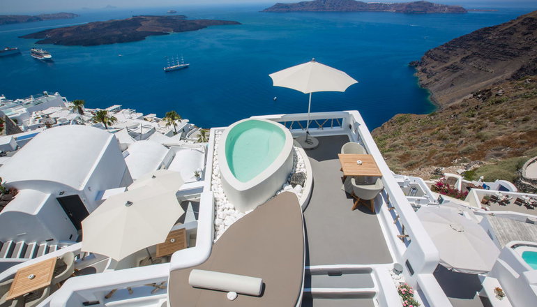 Chic Hotel Santorini