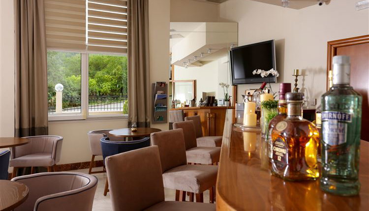 Chloe Luxury Hotel - Καστοριά
