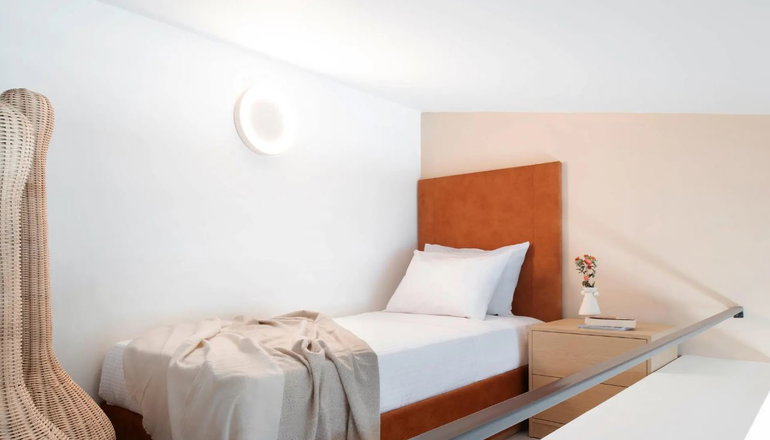 Chronos Hotel