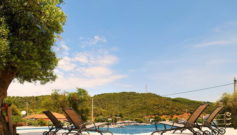 Chronos Hotel