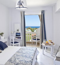 Chryssana Beach Hotel