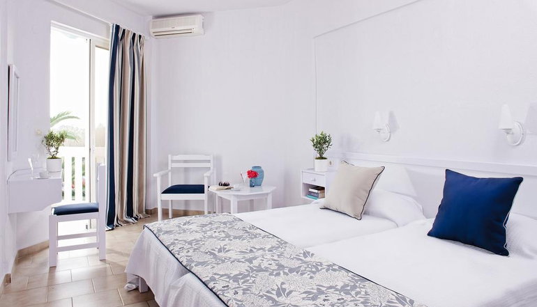 Chryssana Beach Hotel