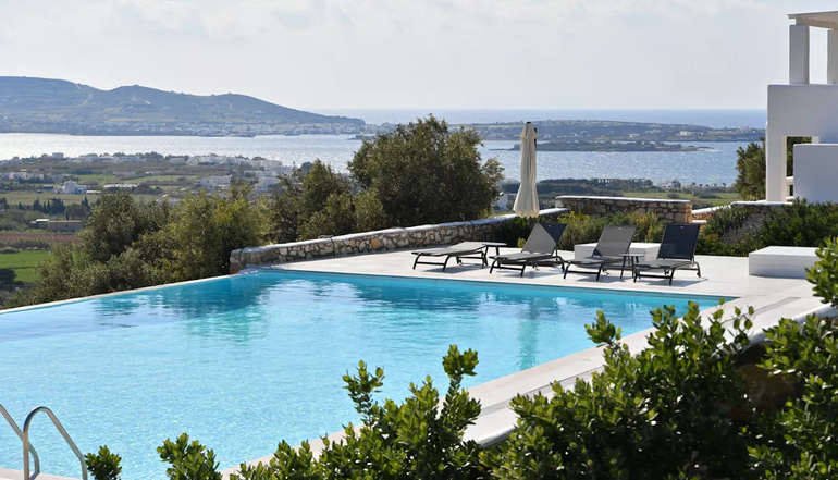 Ciel Paros Villas