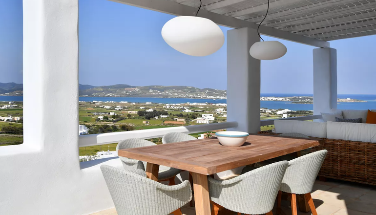 Ciel Paros Villas