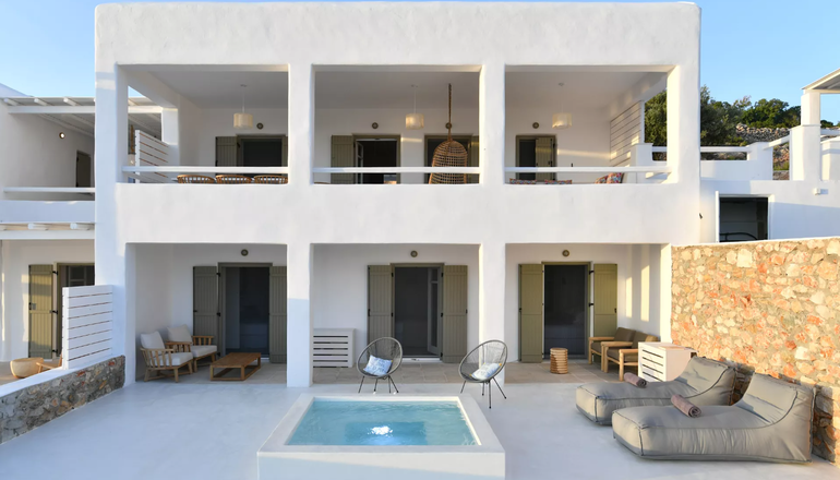 Ciel Paros Villas