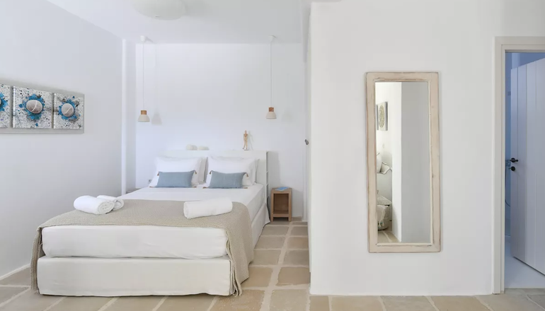 Ciel Paros Villas