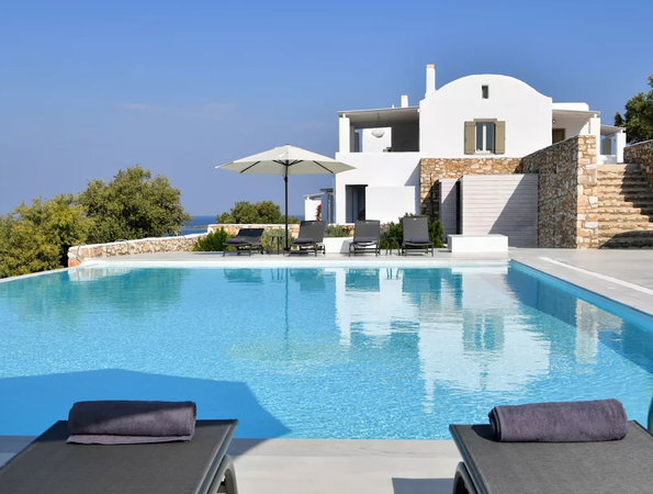 Ciel Paros Villas