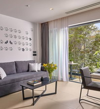 City Lion Apartments & Lofts