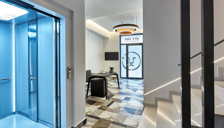 City Lion Apartments & Lofts