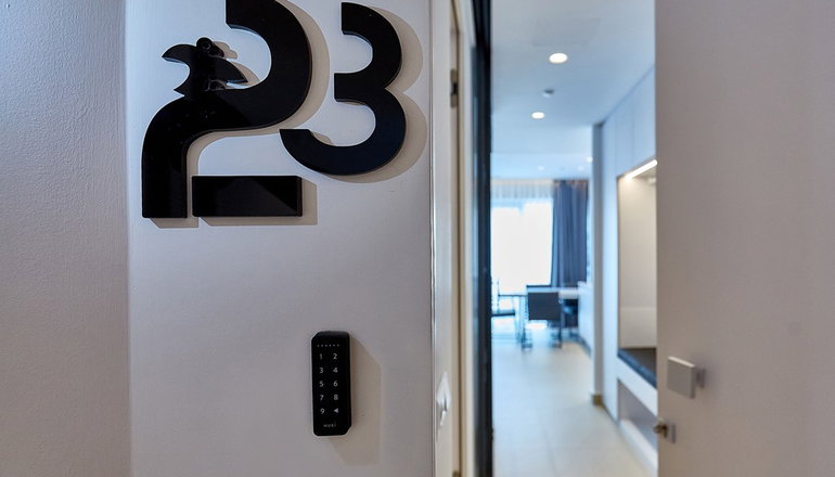 City Lion Apartments & Lofts