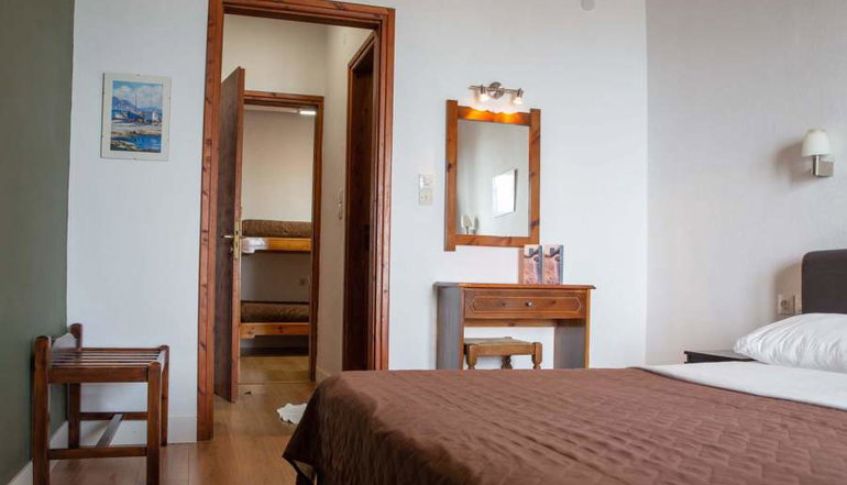 Cleopatra Hotel