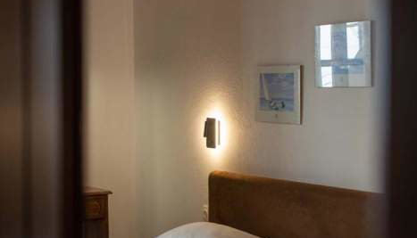 Cleopatra Hotel