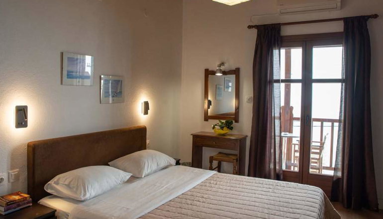 Cleopatra Hotel