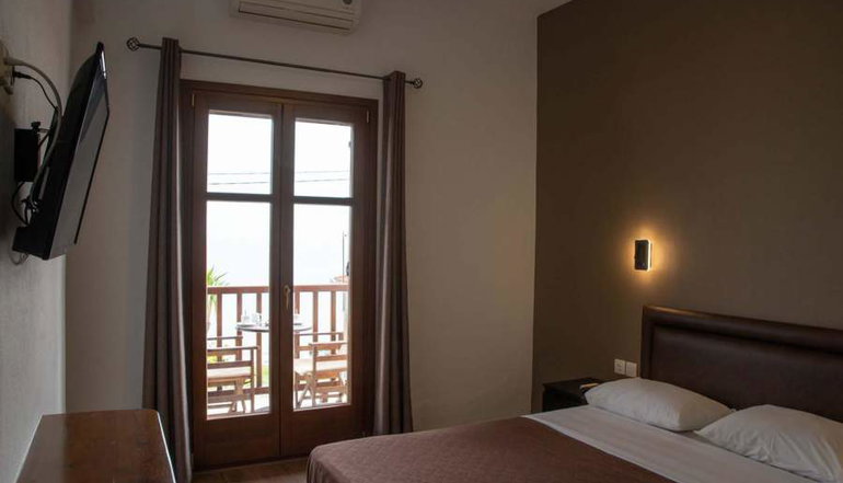 Cleopatra Hotel