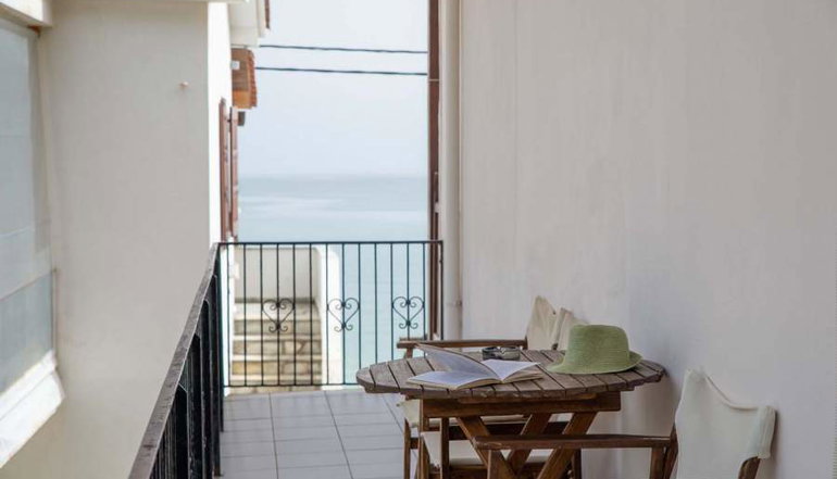 Cleopatra Hotel