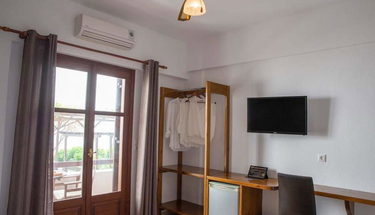 Cleopatra Hotel