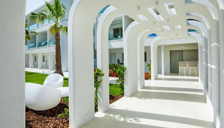 Cocoons Luxury Suites & Villas