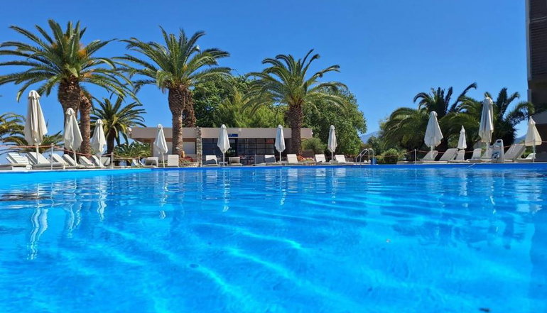 4* Long Beach Resort Hotel - Αίγιο