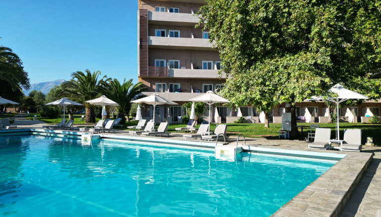 4* Long Beach Resort Hotel - Αίγιο