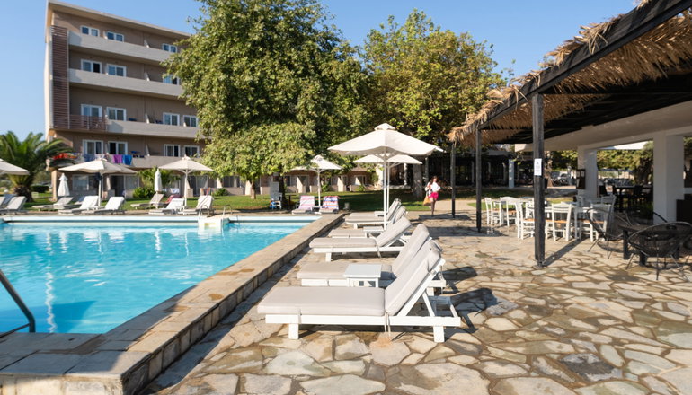 4* Long Beach Resort Hotel - Αίγιο