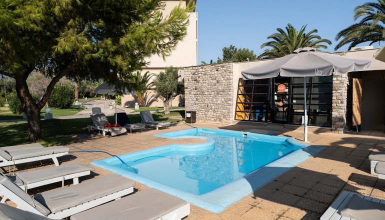 4* Long Beach Resort Hotel - Αίγιο