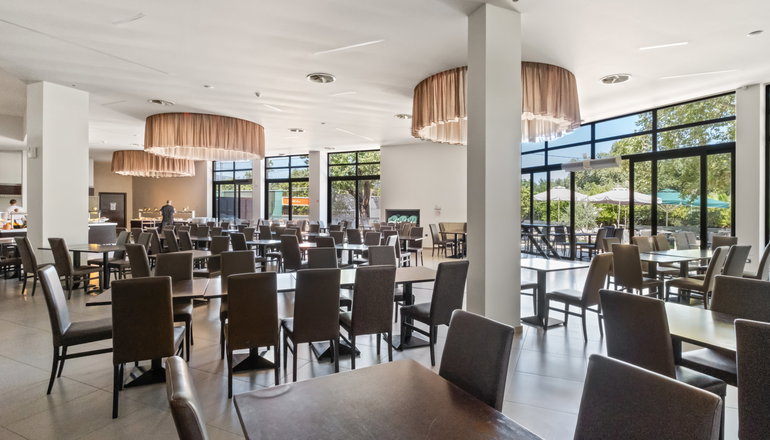 4* Long Beach Resort Hotel - Αίγιο