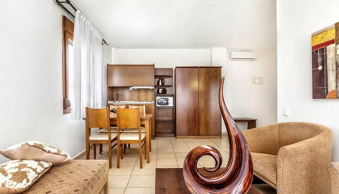 Nereides Hotel - Χανιώτη, Χαλκιδική
