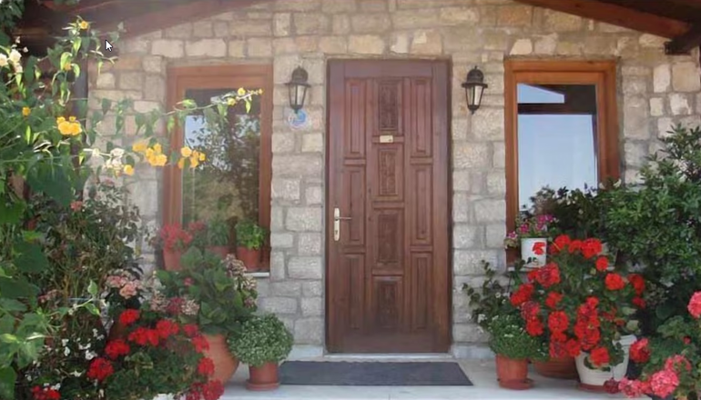 Antigoni Hotel - Λίμνη Πλαστήρα