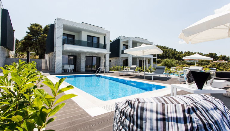 Crystal Villas and Suites - Πολύχρονο, Χαλκιδική