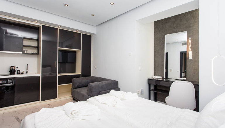 Crystal Villas and Suites - Πολύχρονο, Χαλκιδική