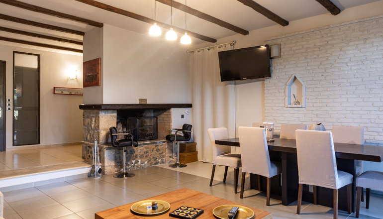 Vathyskia Guesthouse - Κάτω Τρίκαλα Κορινθίας