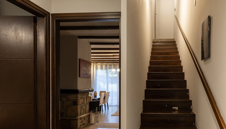Vathyskia Guesthouse - Κάτω Τρίκαλα Κορινθίας