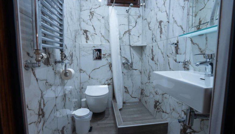 Guesthouse Kallinikos - Λουτρά Πόζαρ