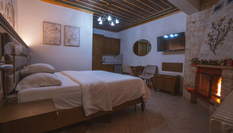 Guesthouse Kallinikos - Λουτρά Πόζαρ