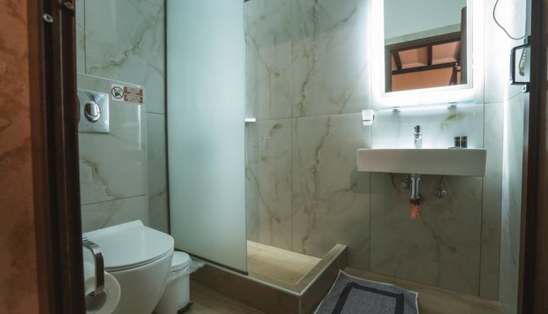 Guesthouse Kallinikos - Λουτρά Πόζαρ