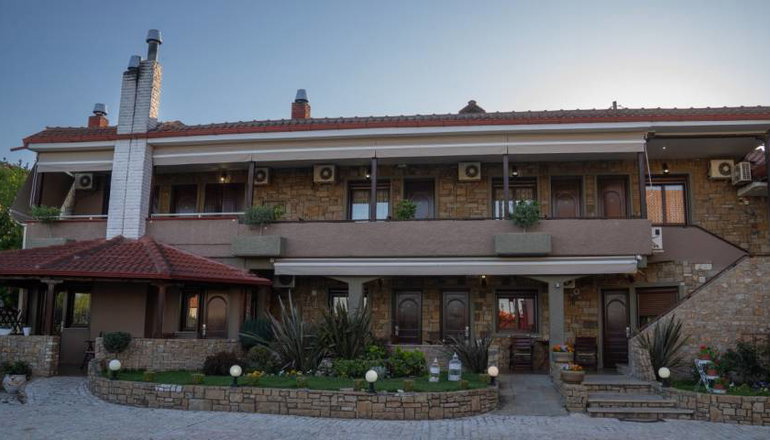 Guesthouse Kallinikos - Λουτρά Πόζαρ