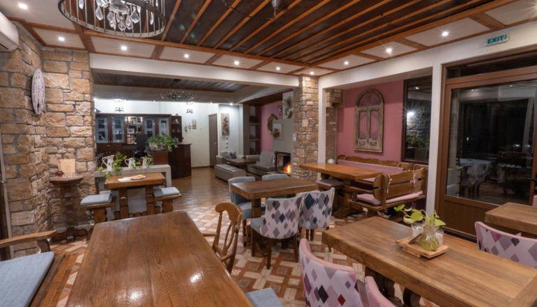 Guesthouse Kallinikos - Λουτρά Πόζαρ