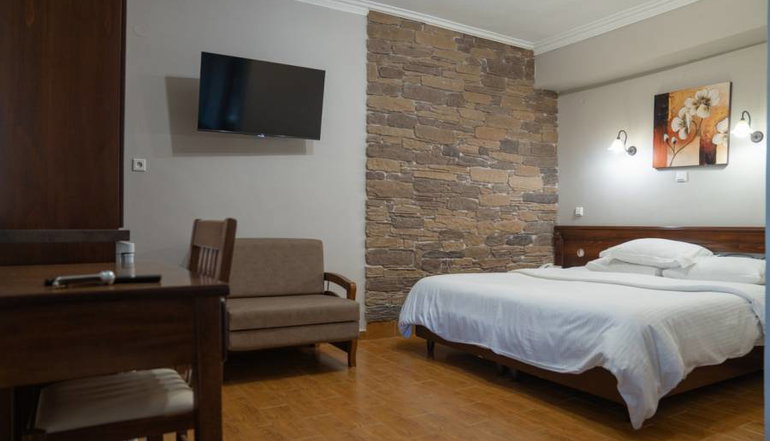 Guesthouse Kallinikos - Λουτρά Πόζαρ