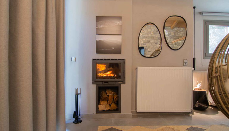 Evora Suites - Γαύρος, Καρπενήσι